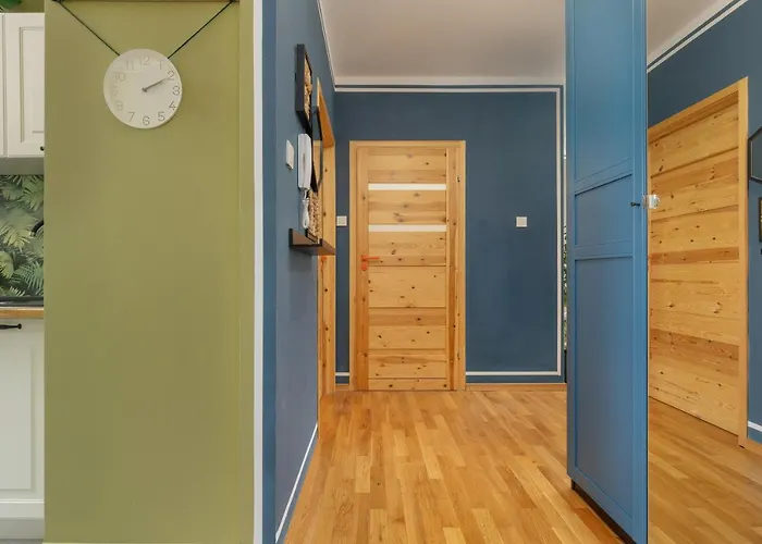 Turquoise Blue Bialoleka By Renters アパート *